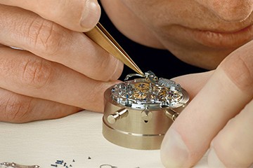 广州劳力士换完电池为什么走的慢