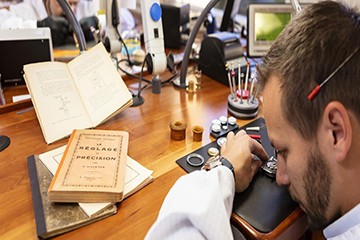 劳力士手表广州售后服务店地址查询